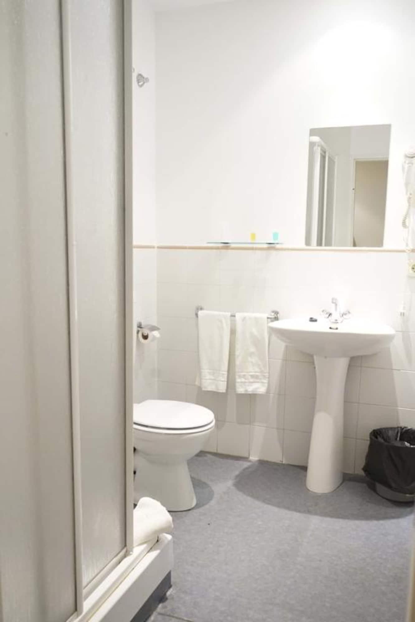 Ahc Hoteles Caces Esterno foto