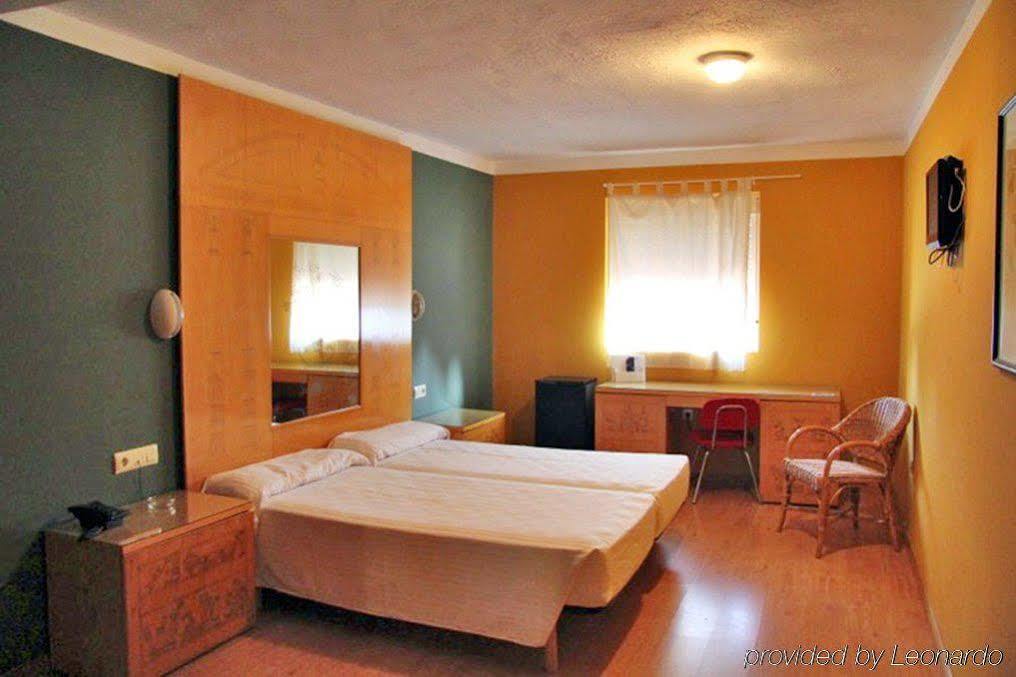 Ahc Hoteles Caces Camera foto