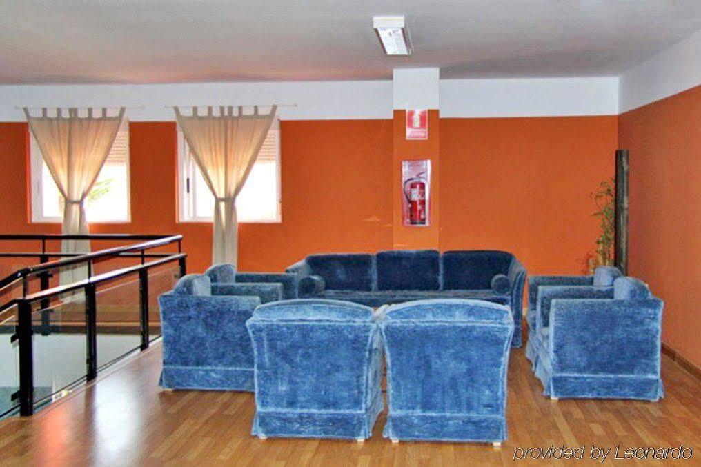 Ahc Hoteles Caces Esterno foto